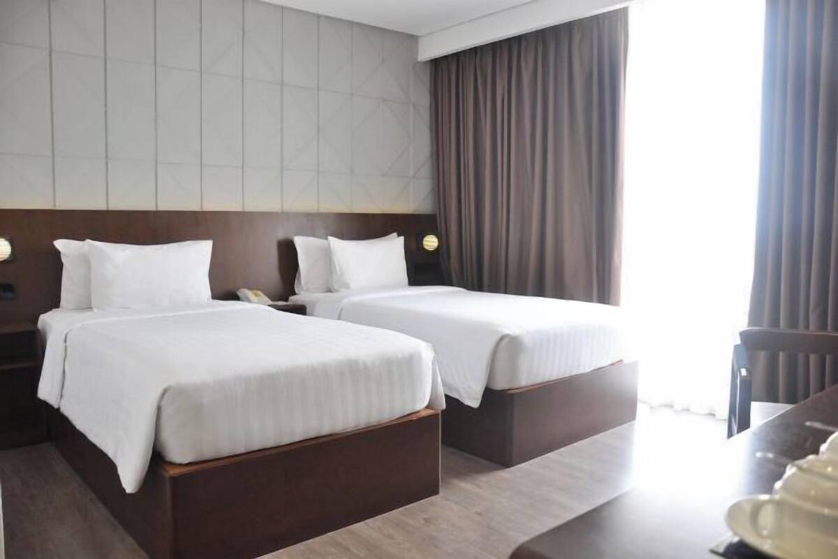 In-room safe, desk, blackout curtains, free WiFi