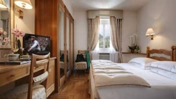 Minibar, in-room safe, individually decorated, individually furnished