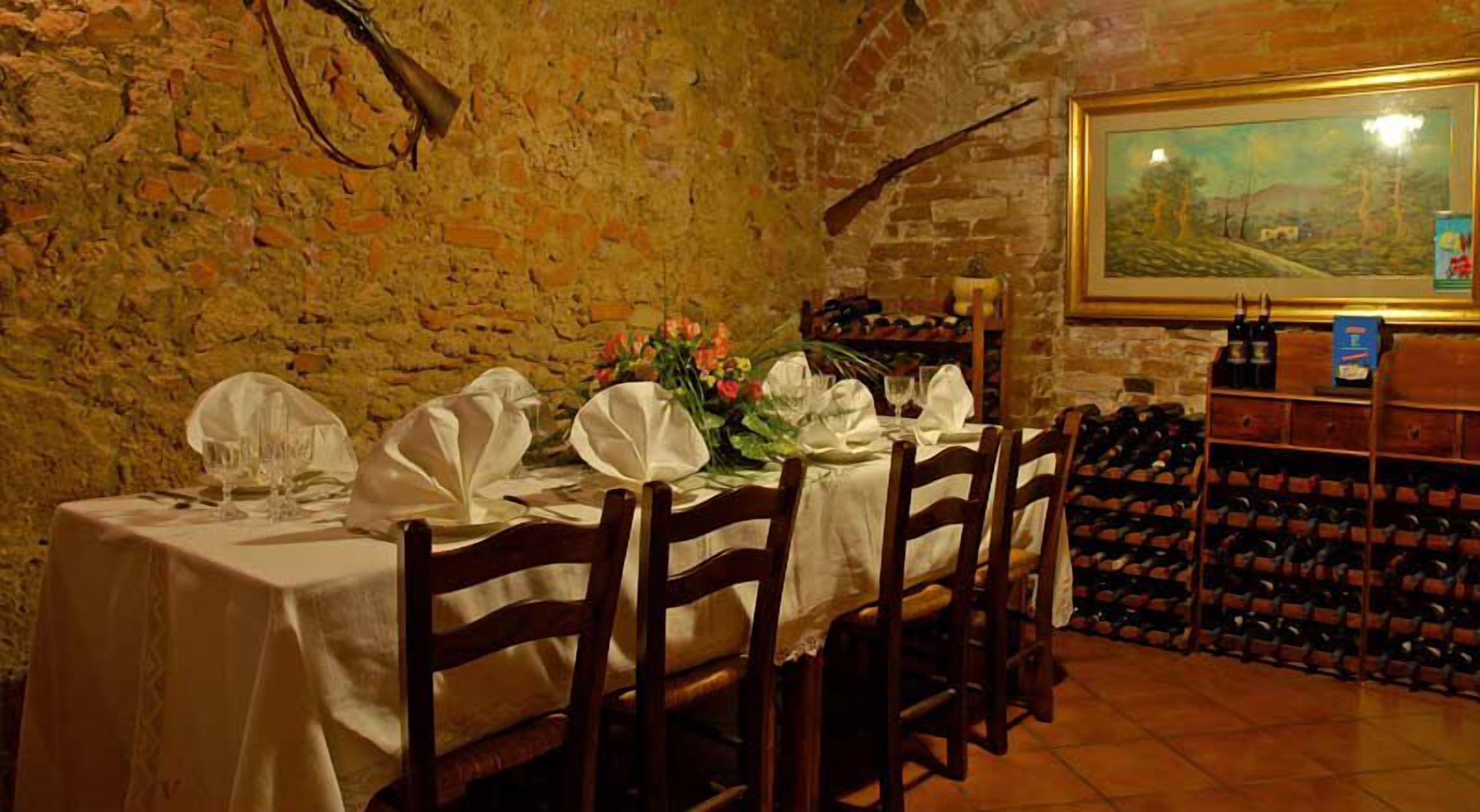 Breakfast and dinner served, Regional cuisine