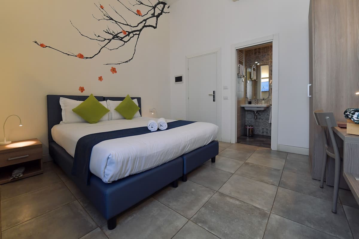 Classic Double Room