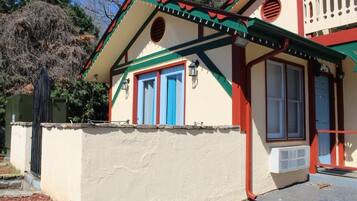 Deluxe Bungalow, Patio | Terrace/patio