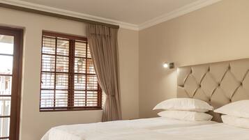 Courtyard Room - Double Bed