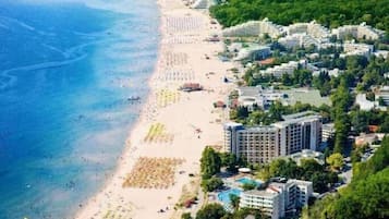 Playa en los alrededores y traslado desde/hacia la playa
