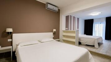 Bureau, Wi-Fi gratuit, draps fournis