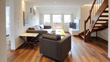 Luxury-Apartment (Duplex) | Wohnzimmer | Flachbildfernseher