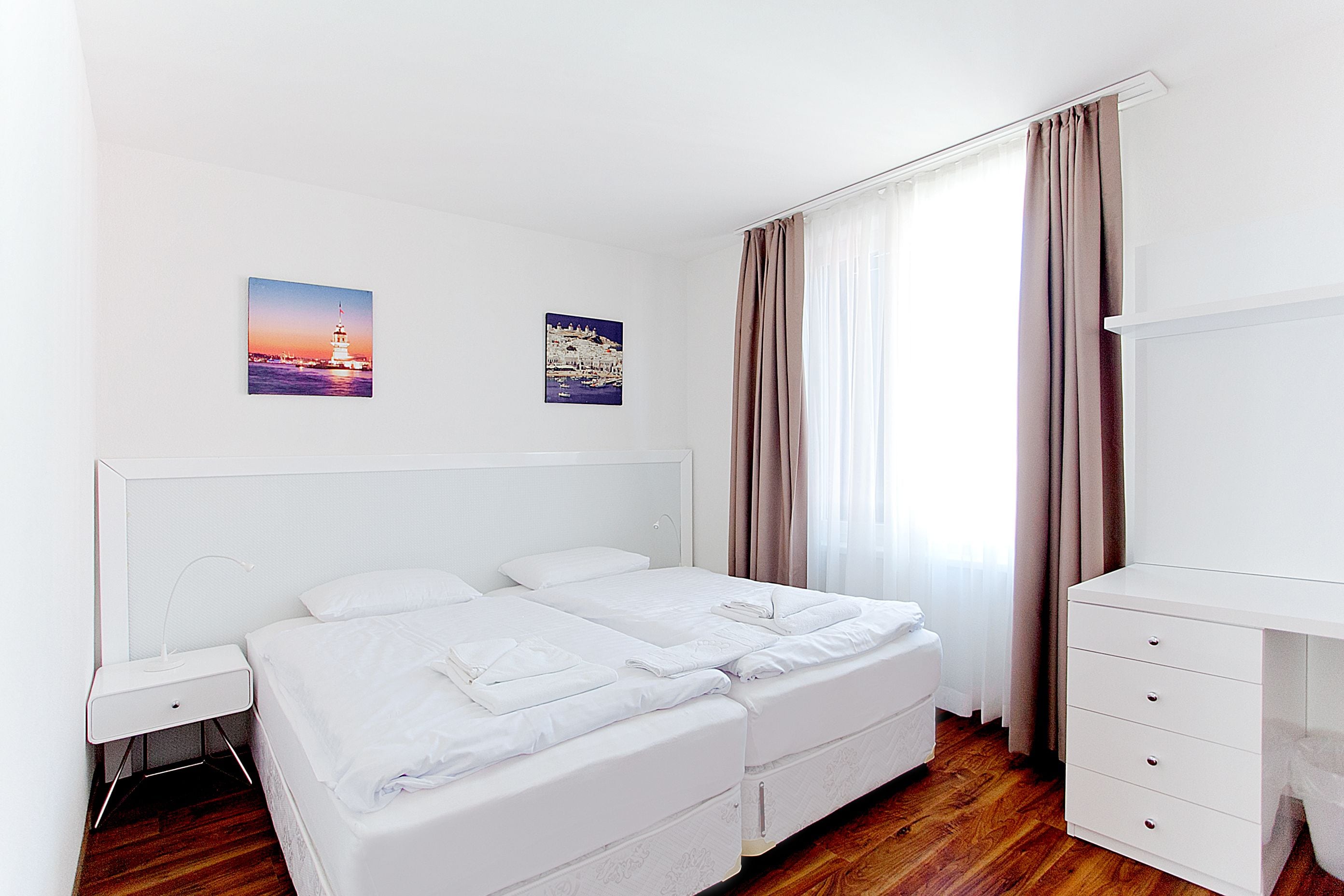 Premium Apartment, 1 Bedroom | Individually decorated, individually furnished, desk, blackout curtains