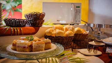 Gratis morgenmadsbuffet hver dag