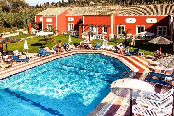 Pool - Haroula Apartments (Corfu)