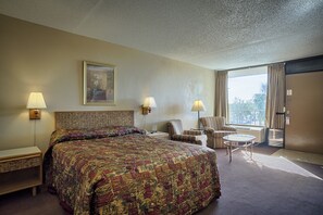 Chambre Standard, 1 grand lit, non-fumeur | Accès au Wi-Fi (inclus), literie fournie