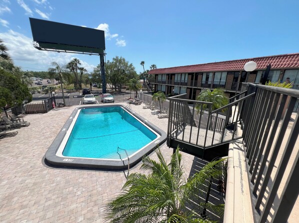 Outdoor pool, pool loungers