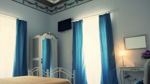 1 bedroom, in-room safe, desk, iron/ironing board (on request) - Al Decoro (Palermo)