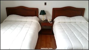 Twin Room | Minibar, in-room safe, desk, blackout drapes