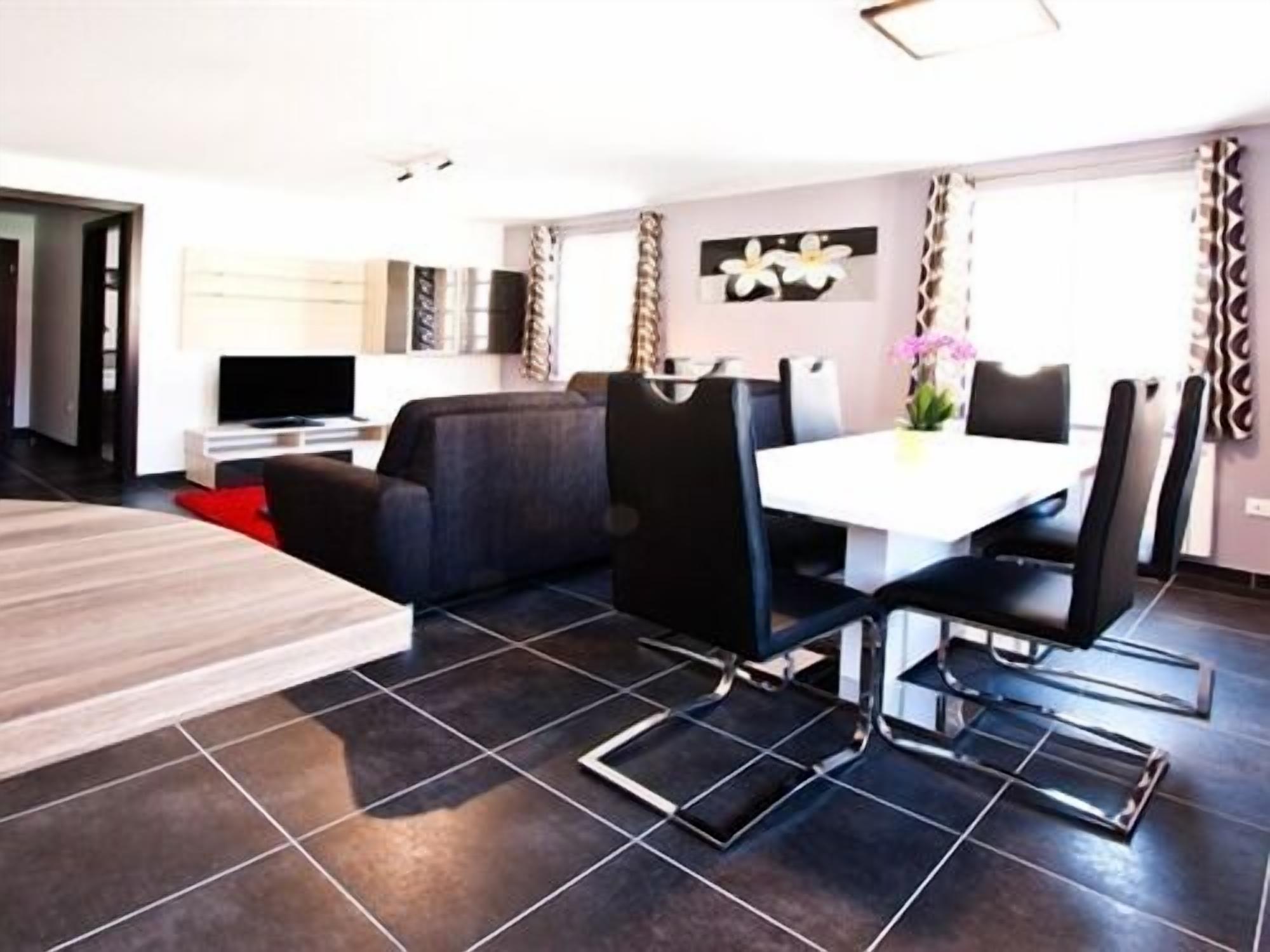 Appartement, privébadkamer, uitzicht op de stad (Maison 1 Chambre)