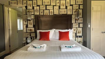 Comfort Room | Iron/ironing board, free WiFi, bed sheets