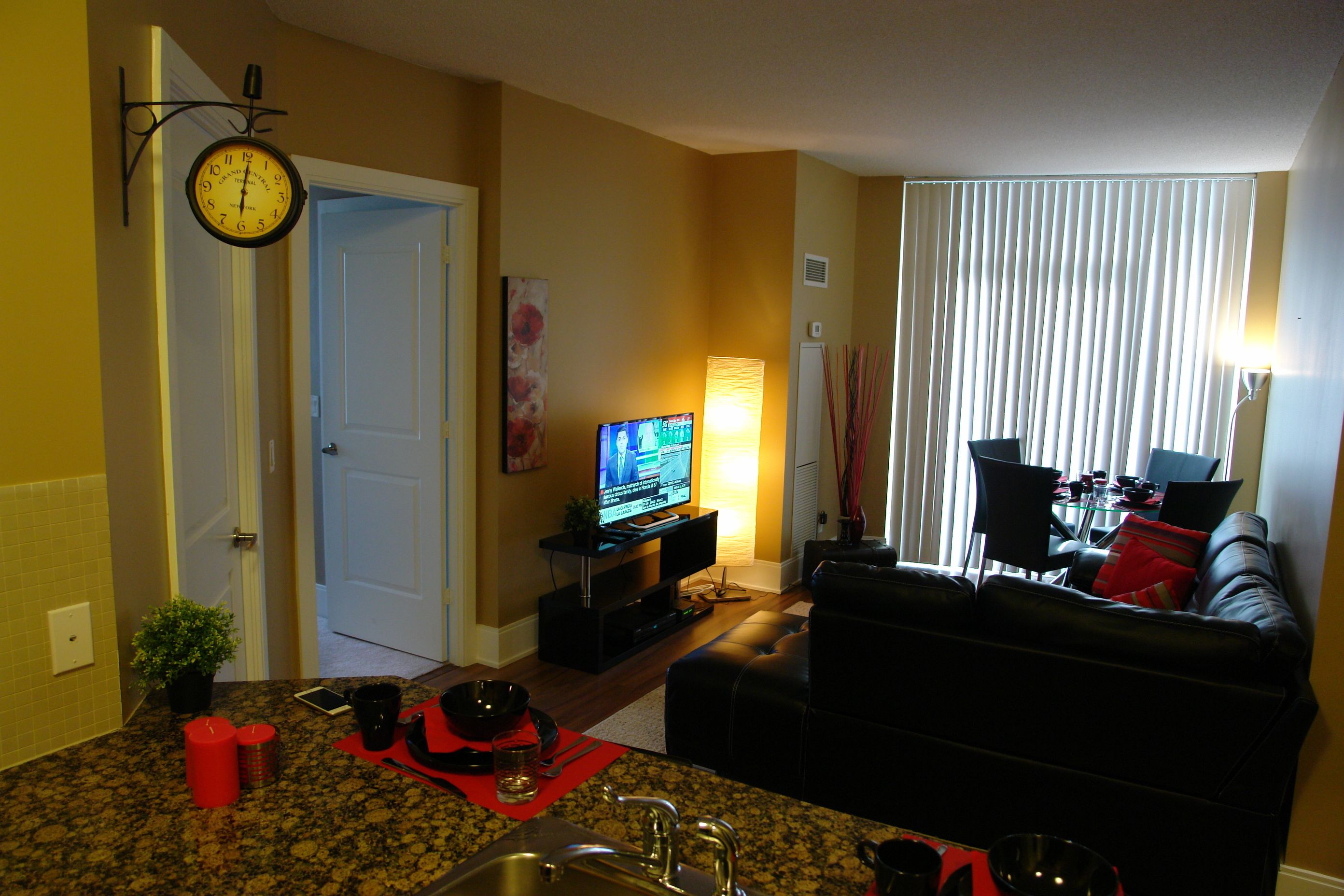 Apartment, 2 Bedrooms (Da Vinci) | Living area | Flat-screen TV