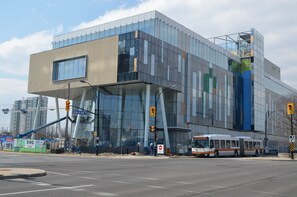 Property entrance - Goodwood Suites (Mississauga)