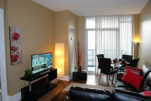公寓, 2 间卧室 (Da Vinci) | 起居区 | 平板电视