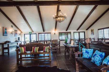 Lobby. Hacienda de Leal, BW Signature Collection