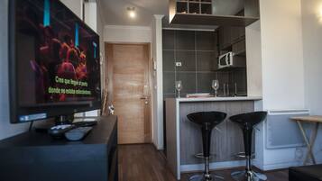 Apartment, 1 Bedroom | 1 bedroom, rollaway beds, free WiFi