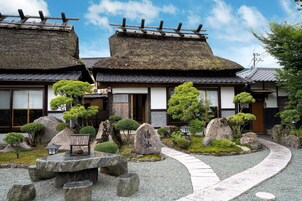 Deluxe Quadruple Room, Non Smoking | Down comforters, in-room safe, iron/ironing board, free WiFi