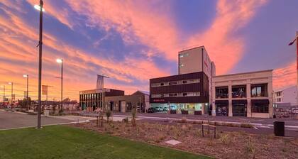 Ramada Suites by Wyndham Christchurch City