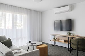 Televisión de pantalla plana