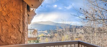 Yampa View by Retreatia