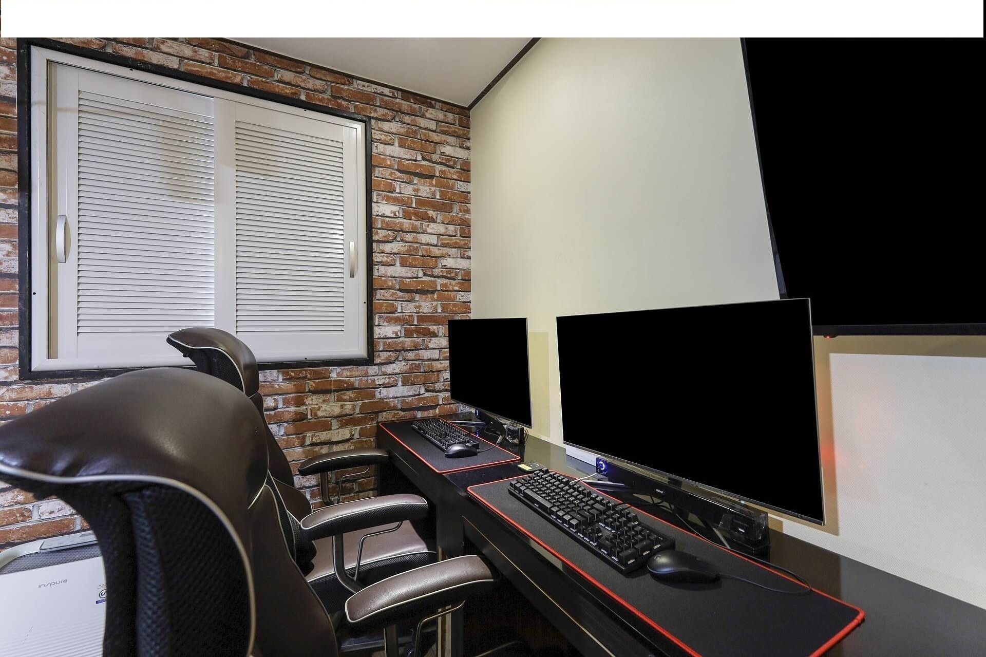 프리미엄 트리플룸 | 무료 WiFi, 침대 시트