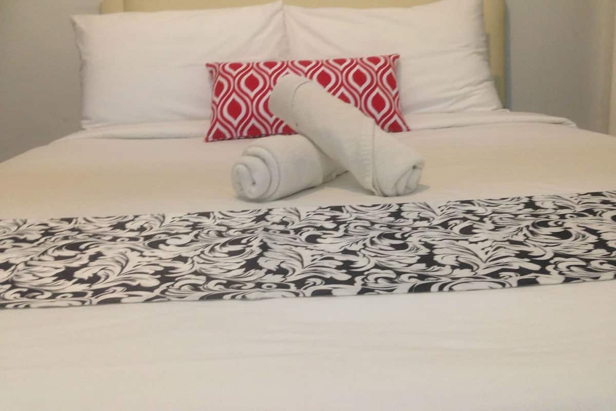 Desk, iron/ironing board, free WiFi, bed sheets