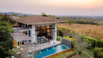 Panoramic Pool Villa | Terrace/patio