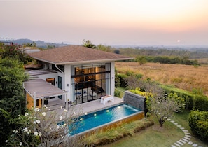 Panoramic Pool Villa | Terrace/patio