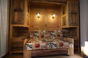 Studio, Kitchenette (3 people) | Living area | Flat-screen TV - Villa Giuditta (Gaby)