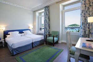 Chambre Double, vue mer | Bureau, rideaux occultants, fer et planche Ă repasser