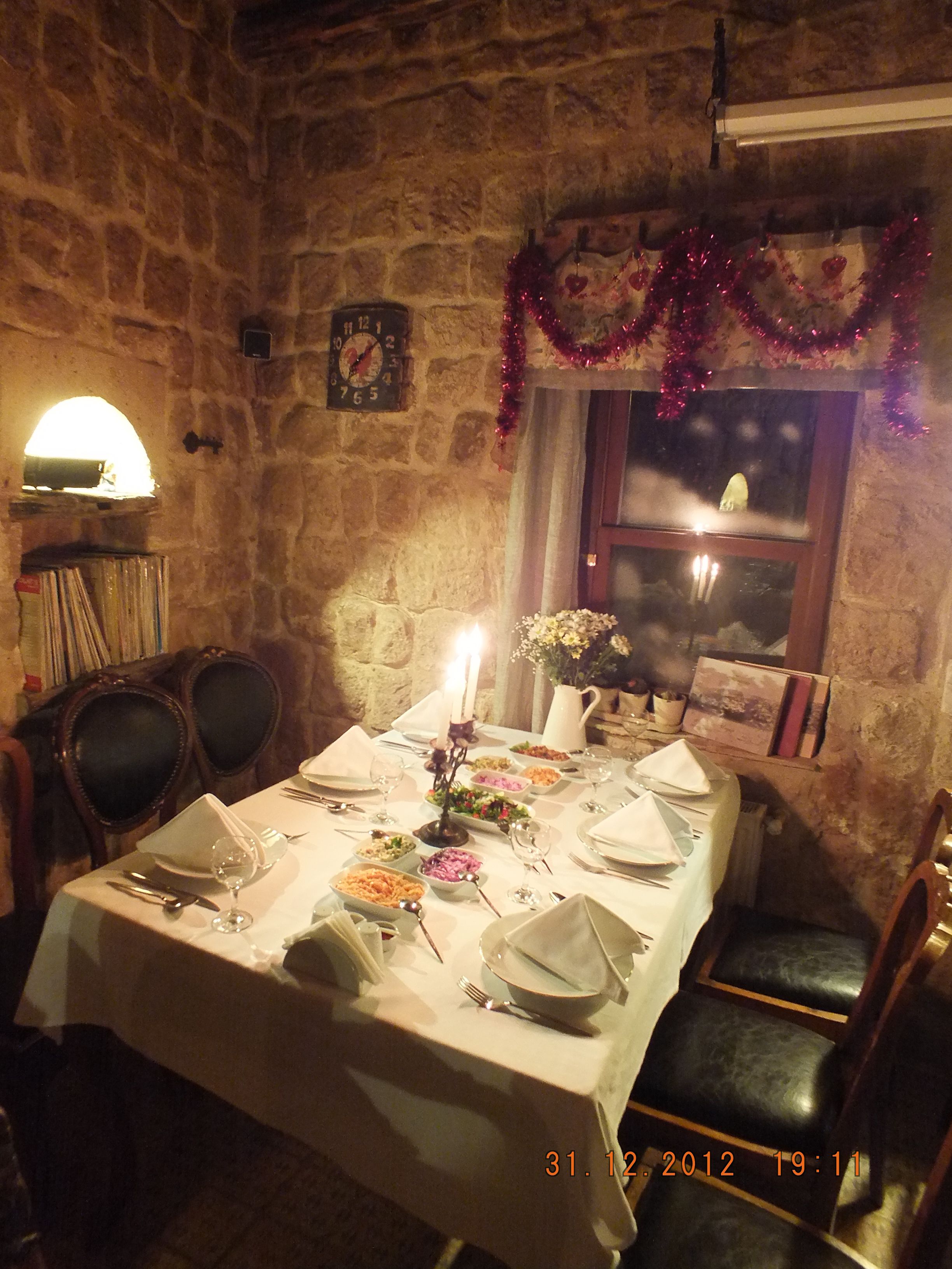 breakfast, dinner served; turkish cuisine, garden views