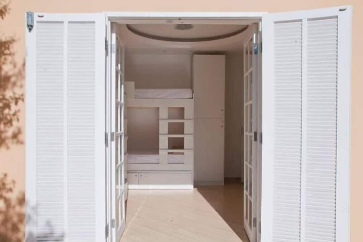 1 cama em quarto compartilhado masculino para 6 pessoas | 1 Schlafzimmer, Zimmersafe, schallisolierte Zimmer, kostenloses WLAN