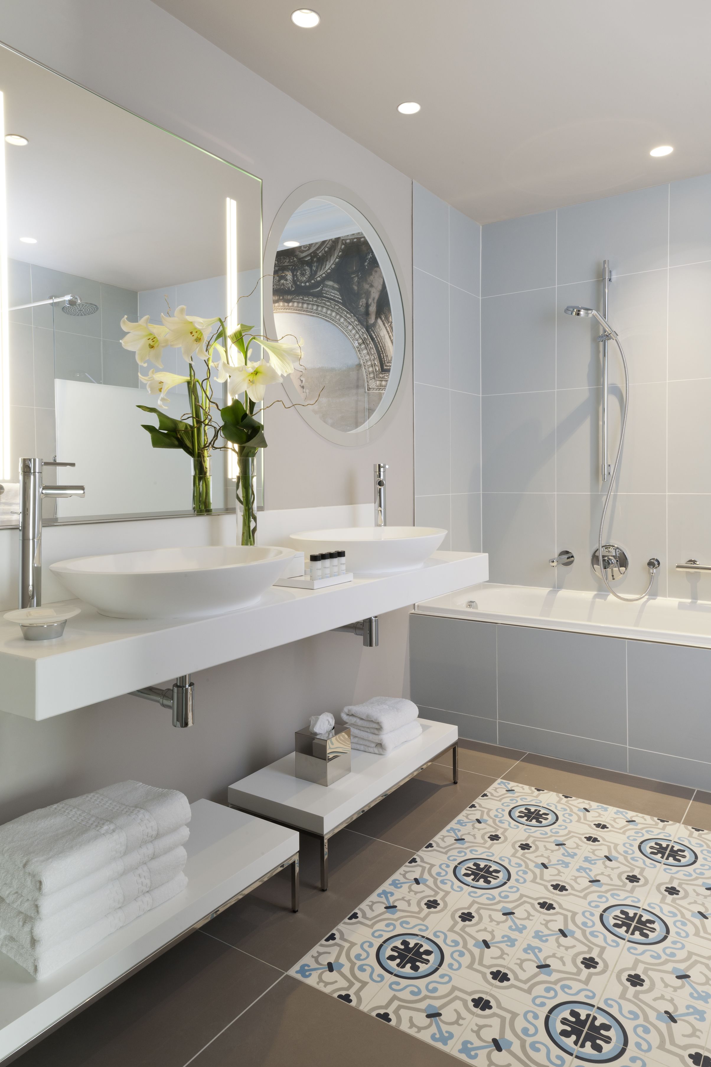 1 bedroom, premium bedding, pillow-top beds, minibar