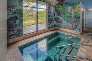 Bain à remous intérieur