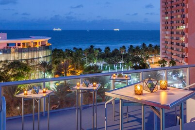 AC Hotel by Marriott Miami Beach