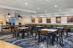 Café da manhã continental grátis todos os dias