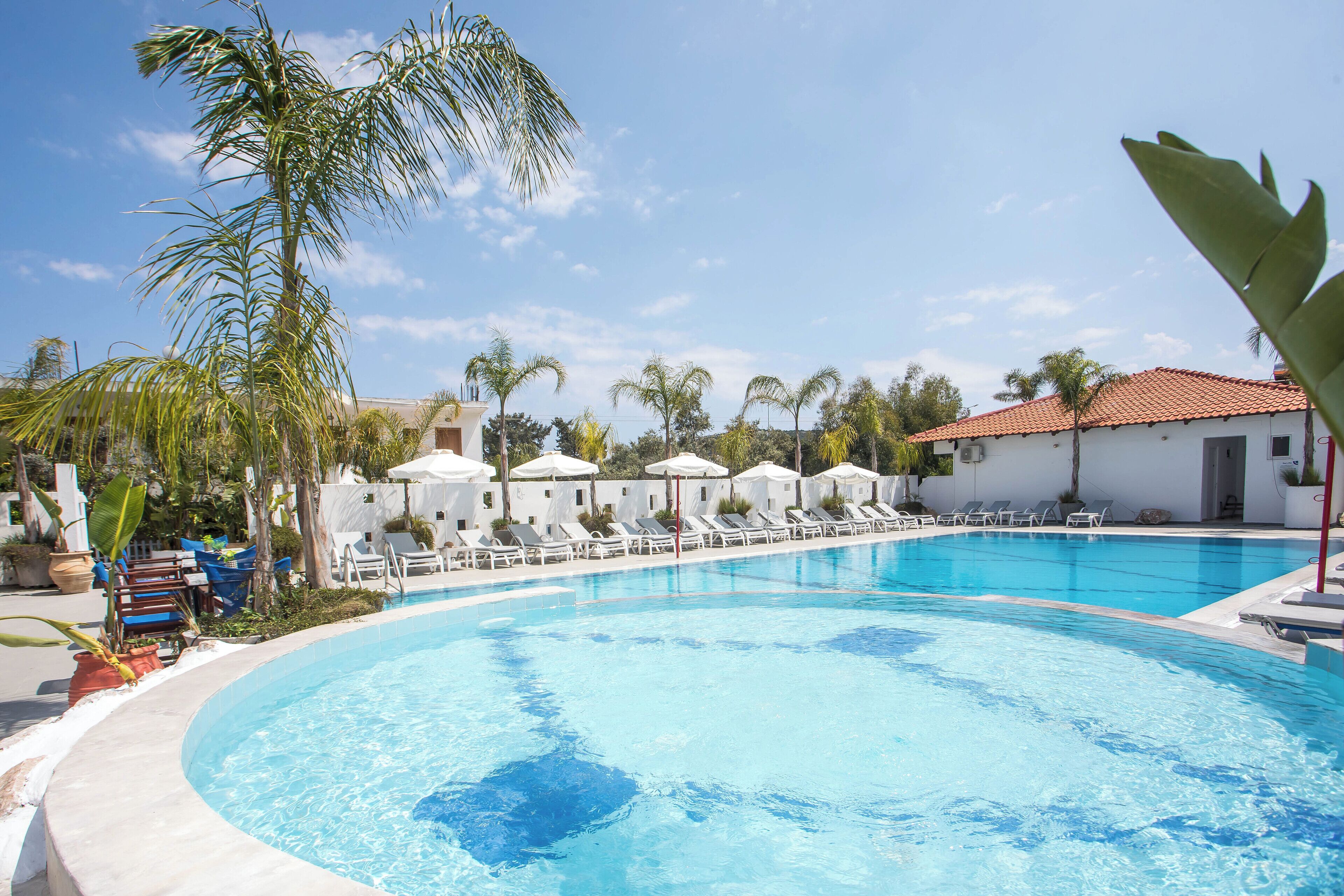 Photo - Tinas Plus Hotel