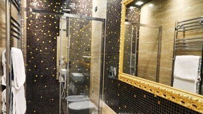 Comfort Double or Twin Room | Bathroom | Shower, hair dryer, bidet, towels