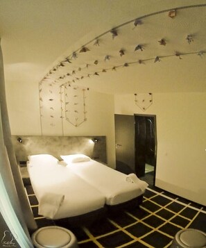 Spa - Nekotel Concept Art Hotel (Brussels)