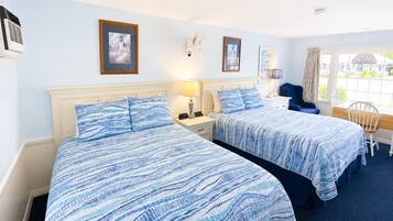 Quarto standard, 2 camas Queen | Quartos à prova de som, ferros/tábuas de passar roupa