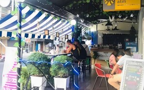 Bar (på overnatningsstedet)