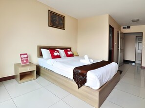 Minibar, free WiFi, bed sheets - ZEN Rooms Buddy Place (Bangkok)