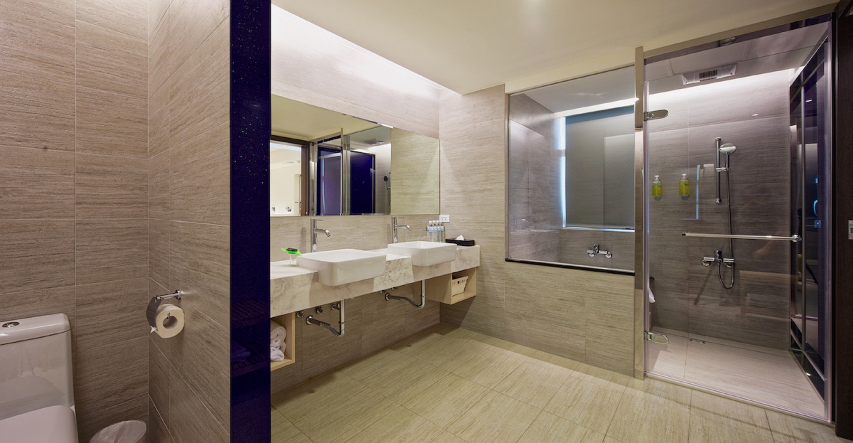 family quadruple room, 2 double beds | bathroom | shower, hair dryer, slippers, towels