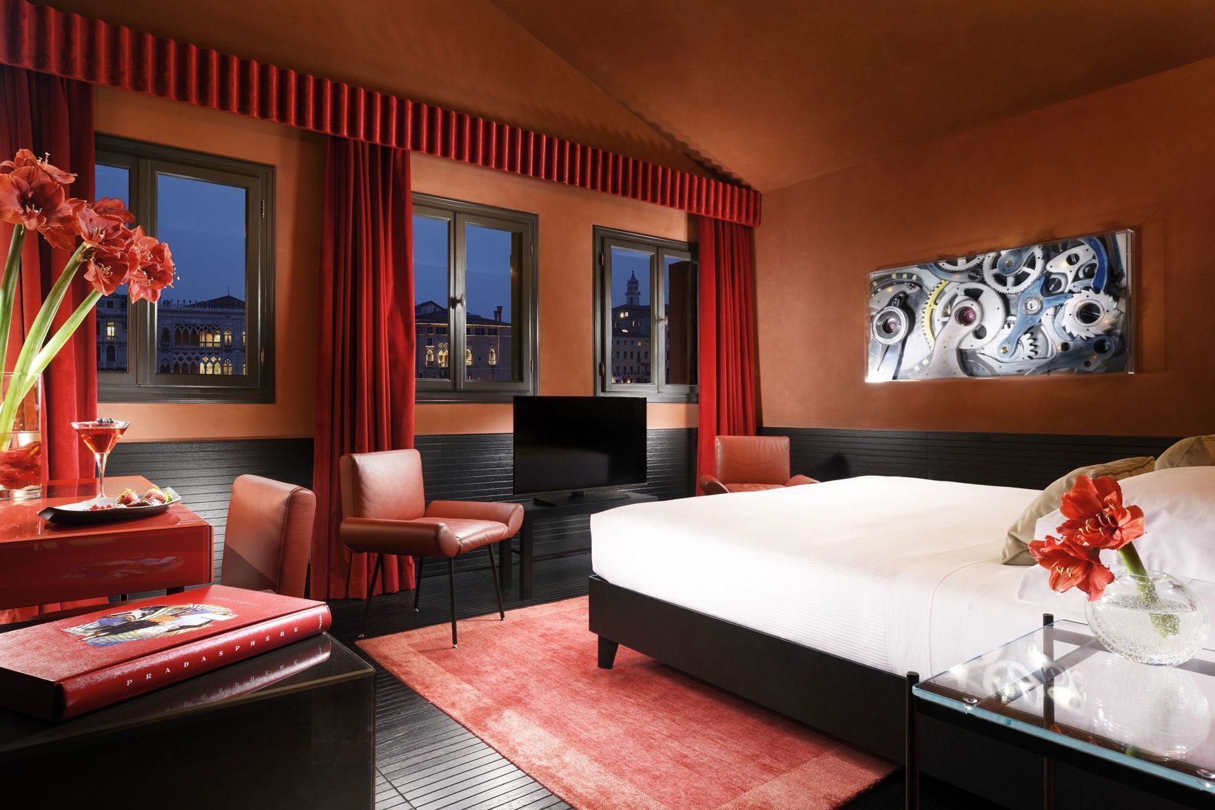 Premium bedding, minibar, in-room safe, desk