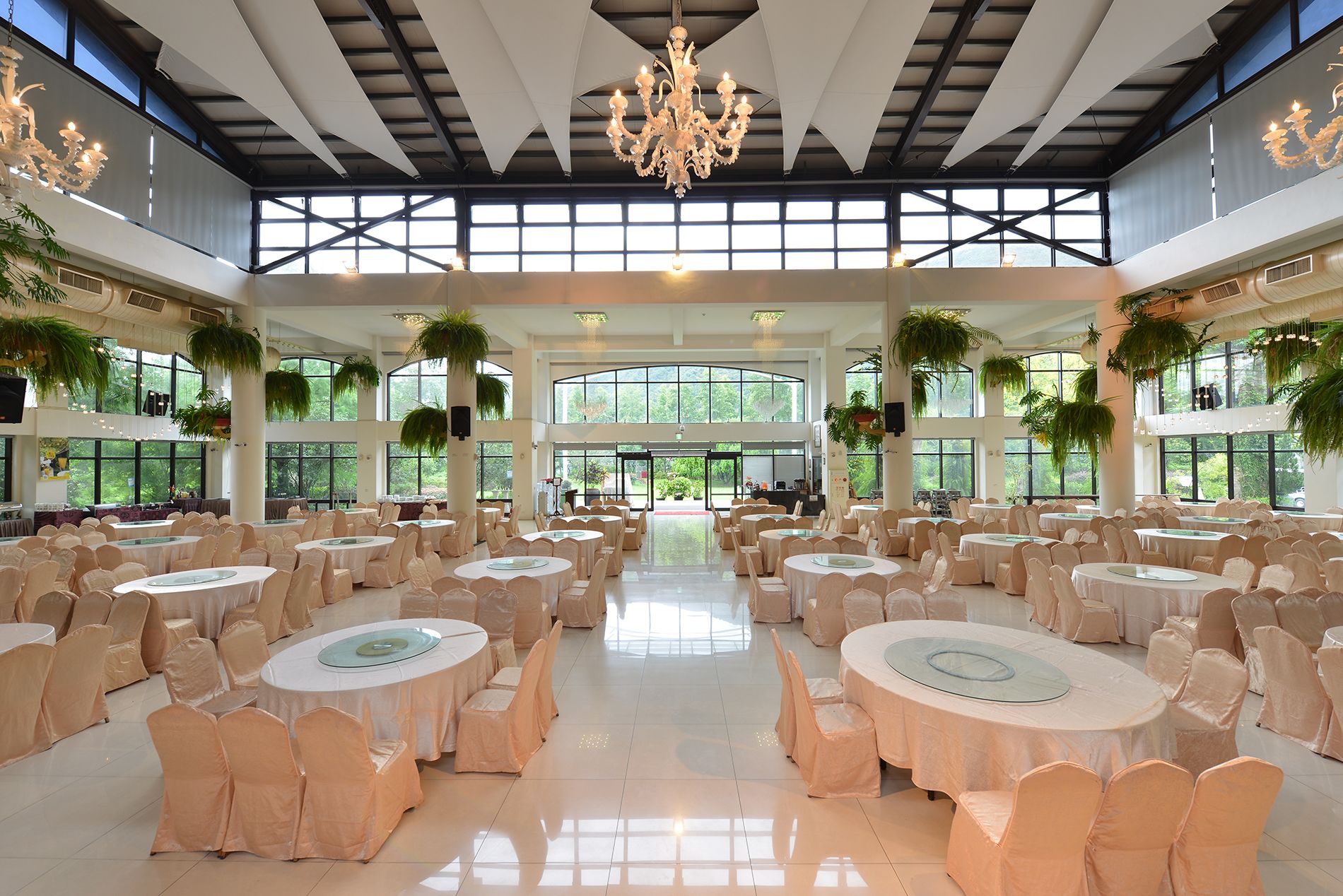 Banquet hall