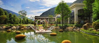 Tai Yi Red Maple Resort