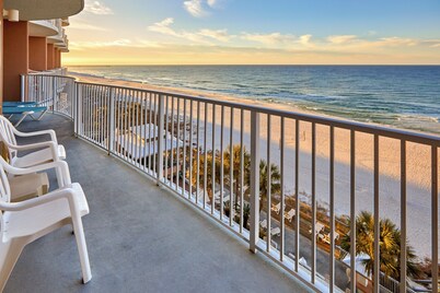 Palmetto Beachfront Hotel, a By the Sea Resort